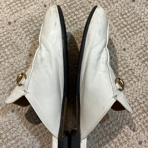 SOLD!!!Gucci Princeton Leather Flat Loafers w/ Goldtone Horsebit Buckle. - Picture 11 of 13